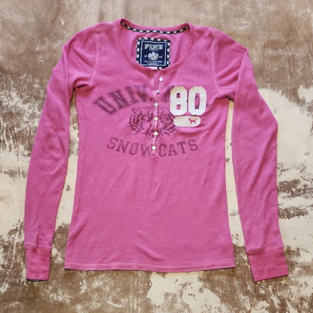 Hard To Find Pink VS Univ. Pink Snow Cats Thermal Henely. Size: M